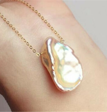 Un pandantiv minunat din argint