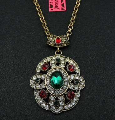 Colier manual cu cristalul speranței