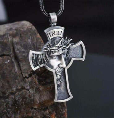 Cruce masculină cu simbol chipul lui Iisus